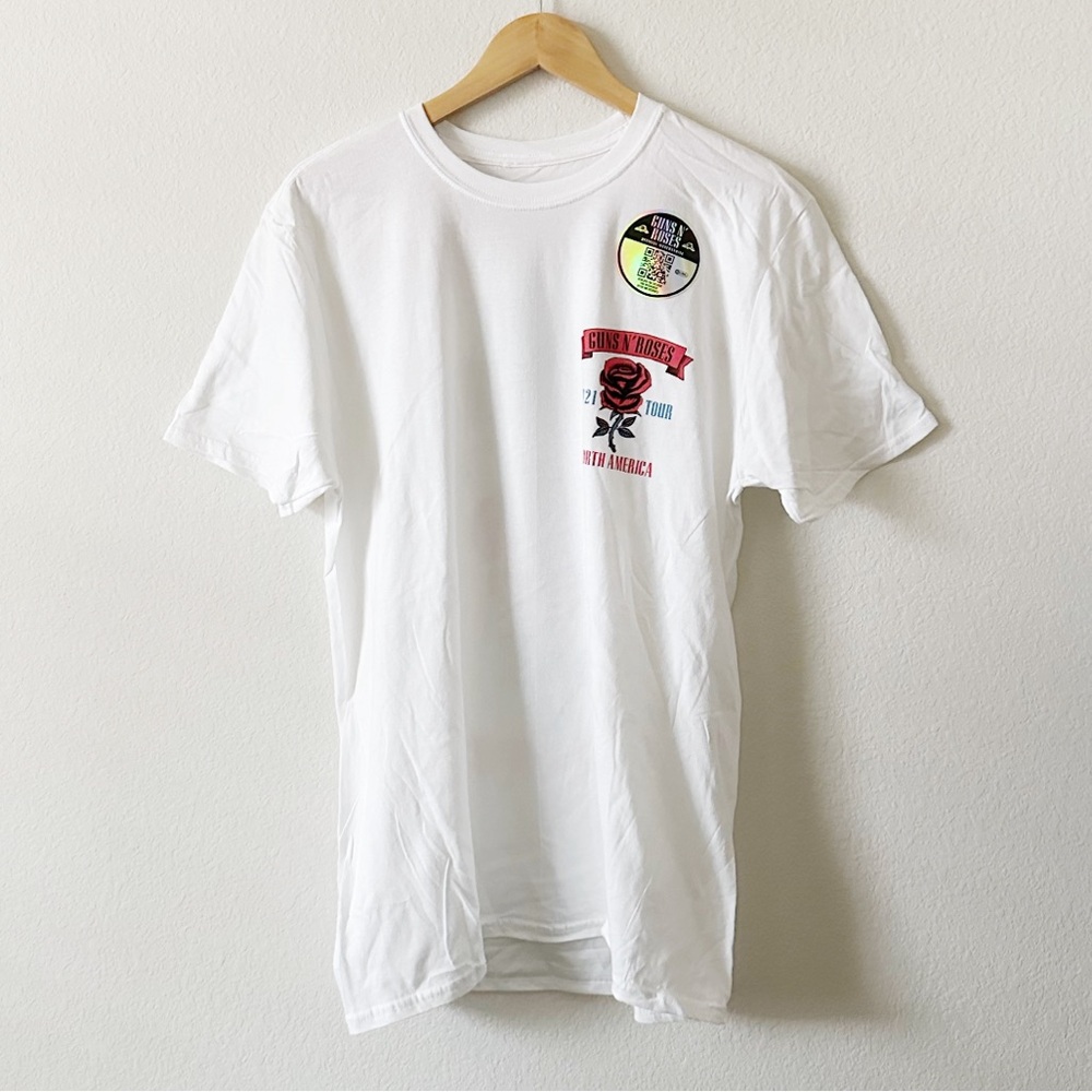 NWOT GUNS N’ ROSES Graphic Tee